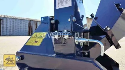 Измельчитель веток коммунальный BX42